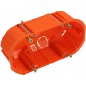 PlastElectro Коробка установочная 2-я для полых стен 135х68(60)х47, метал.лапки,увелич.фланец, IP20 - фото 26617