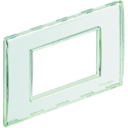 LND4803KR Bticino LivingLight Рамка прямоугольная. 3 модуля. цвет Kristall - фото 28315