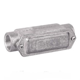 DKC Cosmec Коробка протяжная алюминиевая 171х62х71, 2 ввода 180гр., М40х1.5, IP55