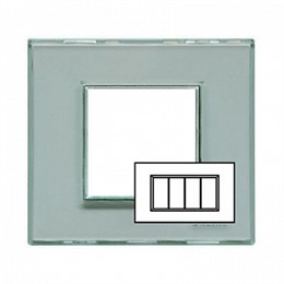 LND4804KR Bticino LivingLight Рамка прямоугольная. 4 модуля. цвет Kristall