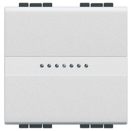 N4054M2 Bticino LivingLight Переключатель промежуточный Axial с винтовыми клеммами. размер 2 модуля. цвет белый