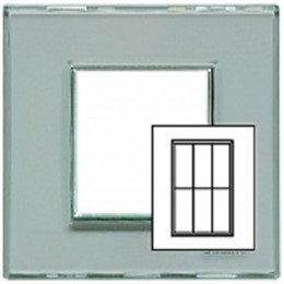 LND4826KR Bticino LivingLight Рамка прямоугольная. 3 3 модуля. цвет Kristall
