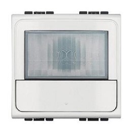 N4434N Bticino LivingLight Выключатель ИК с датчиком осещенности. цвет белый